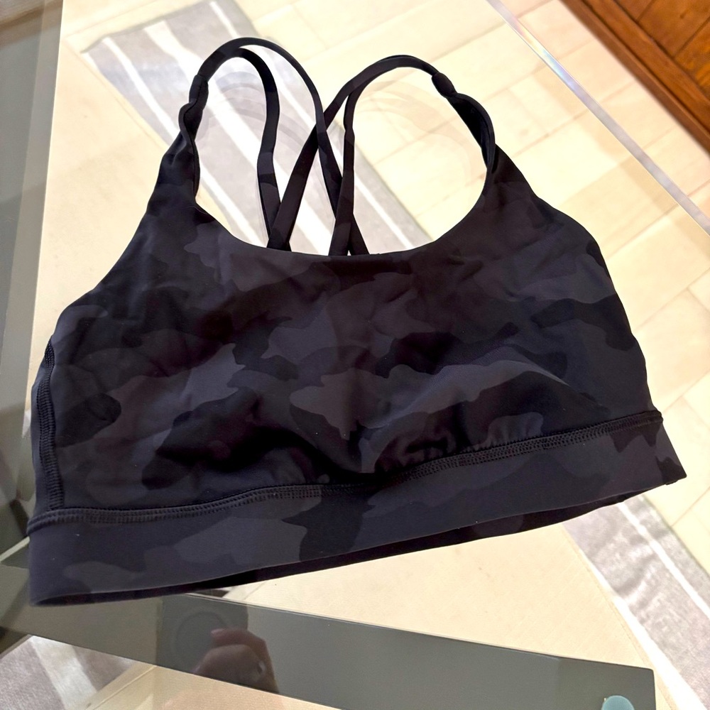 Black Camouflage Lululemon Energy Bra (Medium support B-D cups)